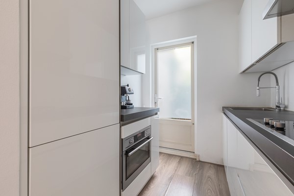 Medium property photo - Kanaalstraat 106H, 1054 XM Amsterdam